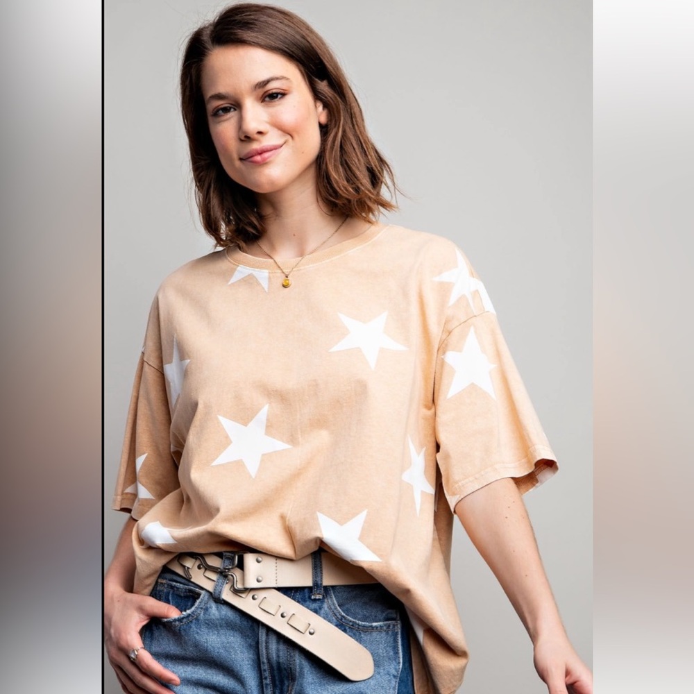 854 🌻 EASEL STAR PRINTED WASHED TOP